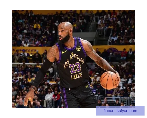 2026赛季NBA焦点战湖人逆转勇士詹姆斯再创纪录主场上演惊天翻盘