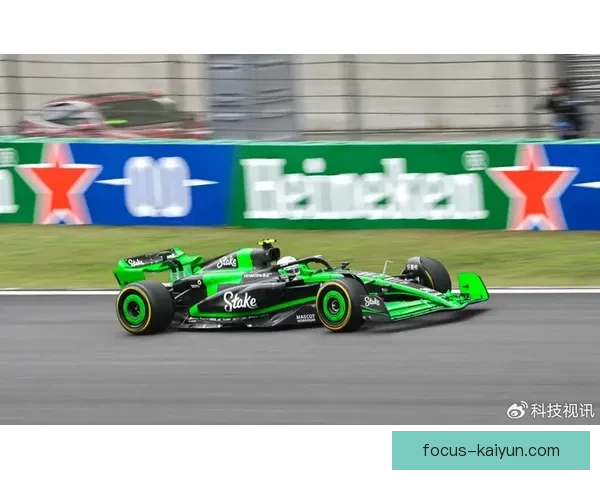 F1新赛季风云再起车队博弈与车手格局全面升级技术规则变革引爆热议